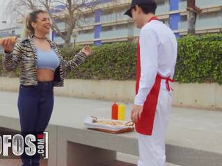 MOFOS - Jordi El Nino Polla Sells Hotdog On The Street But Shaynna schoolgirl Wants His Real Hotdog