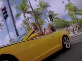 PlayBoy: Watch nude playboy girls enjoying their vacation.